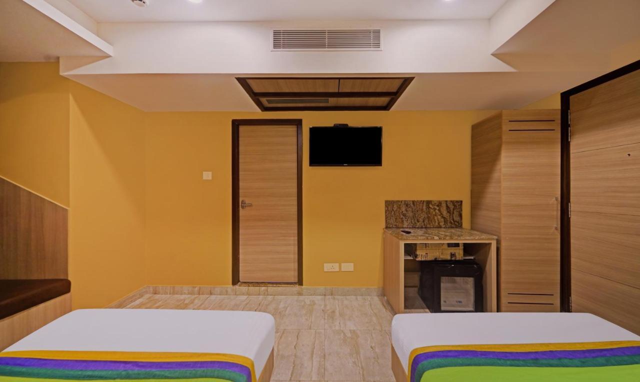 Treebo Fourth Avenue Hotel Chennai Exterior photo