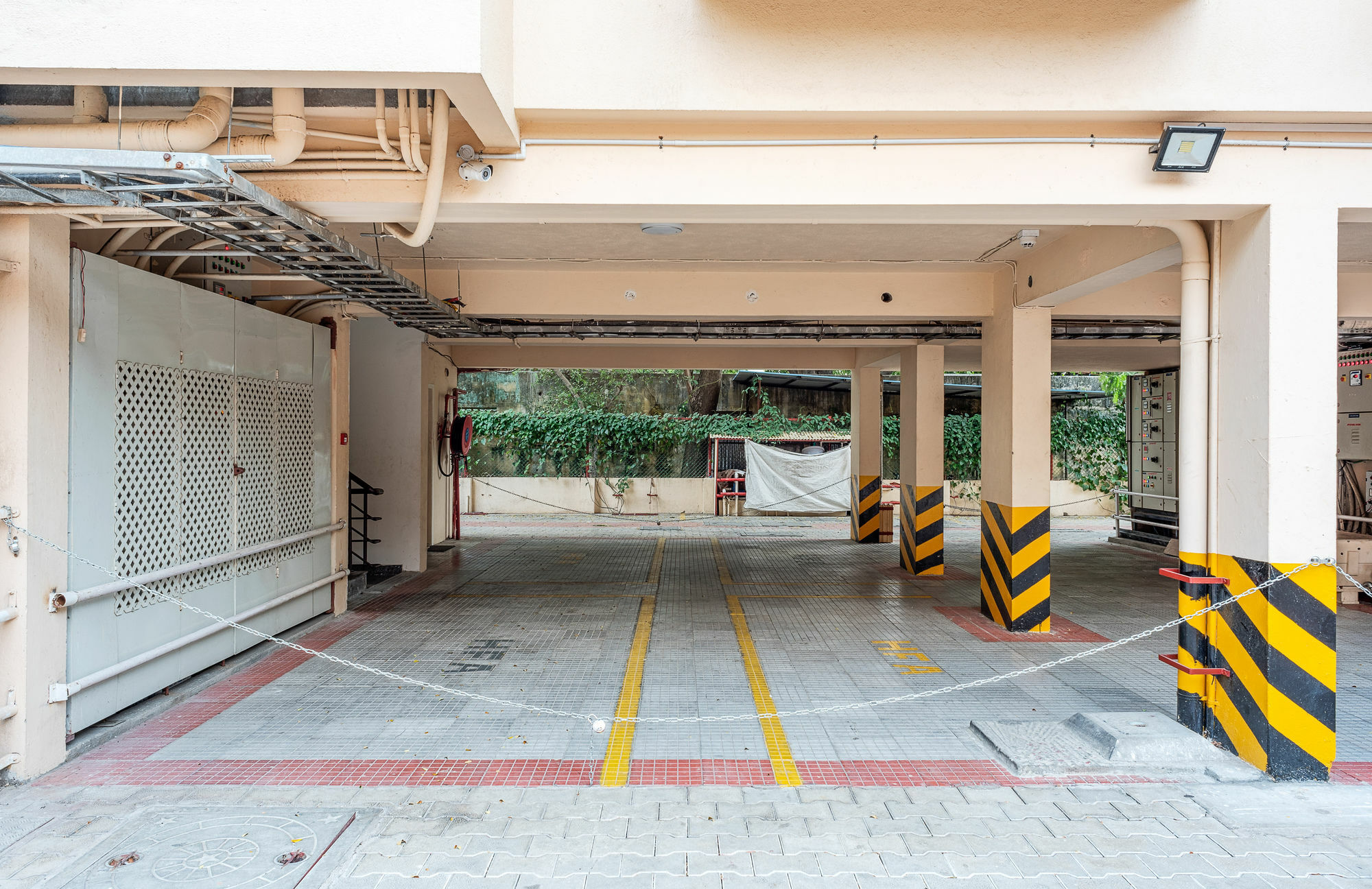 Treebo Fourth Avenue Hotel Chennai Exterior photo