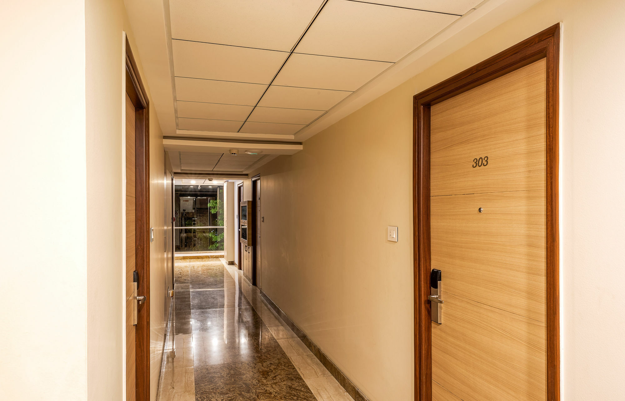 Treebo Fourth Avenue Hotel Chennai Exterior photo